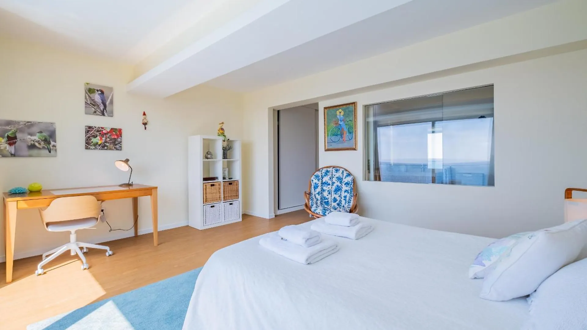 Beach House - By Wehost Santa Cruz  Portugal